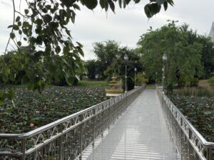 Маршрут по Wat Yansangwararam, Khao Chi Chan и Nong Nooch