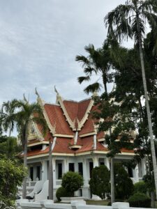 Маршрут по Wat Yansangwararam, Khao Chi Chan и Nong Nooch